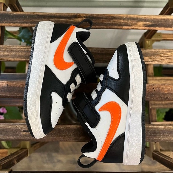 Nike Kids Shoes. Worn 1x. - Picture 2 of 4